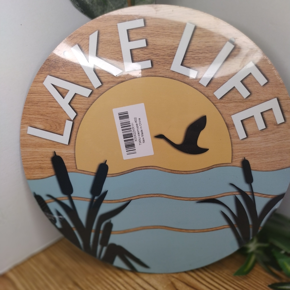 Lake Life Round 8 Inch Wood Sign - Picture 4 of 5